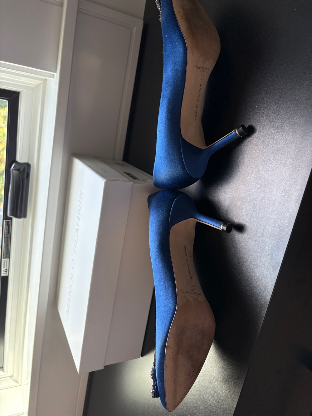 Manolo Blahnik Royal Blue Satin Crystal Buckle heels barely worn - Picture 6 of 7